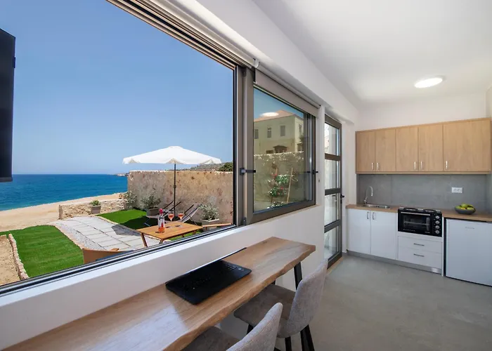 The Seaside Nest Apartment *