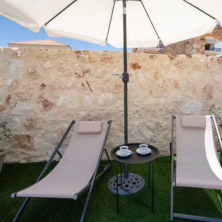 Апартаменты The Seaside Nest *