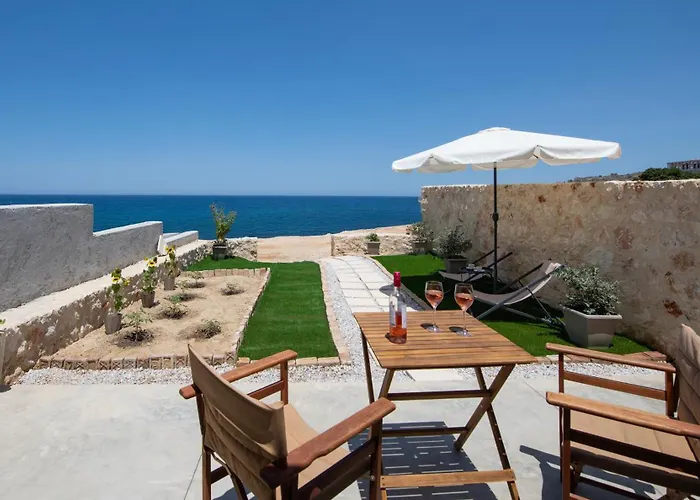 Апартаменты The Seaside Nest Ханья