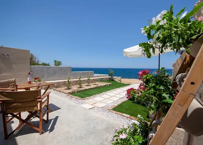 The Seaside Nest Апартаменты *