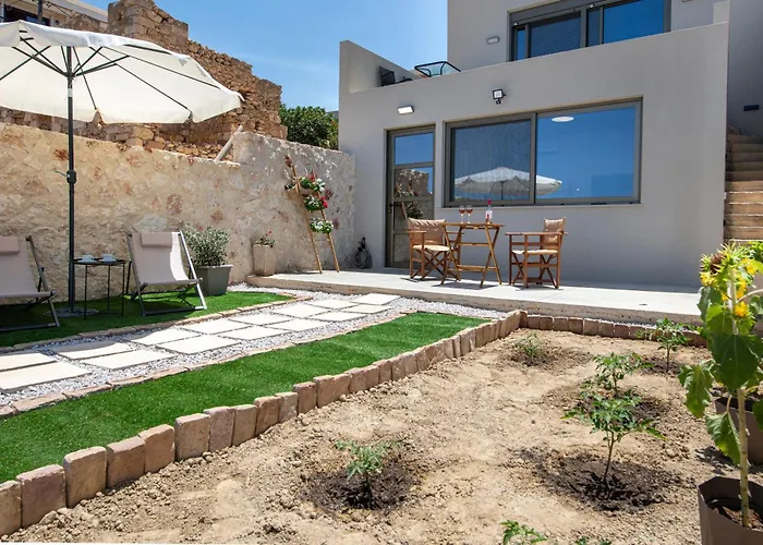 Апартаменты The Seaside Nest Ханья